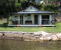 Iona Cottage - Accommodation VIC