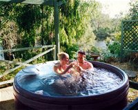 Donnelly Lakes - Mount Gambier Accommodation