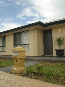 Largs North SA Maitland Accommodation