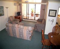 Manly Shores Holiday Apartment - Townsville Tourism
