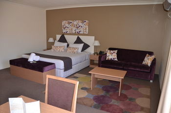 Casula NSW Accommodation Mermaid Beach