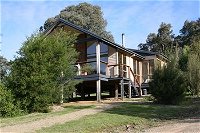 Yering Gorge Cottages by The Eastern Golf Club - Accommodation Mt Buller