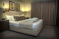 Eltham Gateway Hotel - Coogee Beach Accommodation