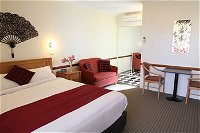 The 3 Explorers Motel - Accommodation Gold Coast