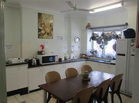 Casa Central Accommodation - Hostel - Goulburn Accommodation