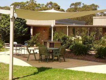 Illawong NSW Geraldton Accommodation