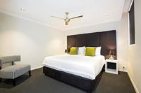 Astina Serviced Apartments - Parkside - Accommodation Yamba