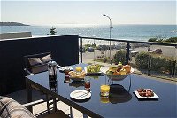 Mollymook Beachfront Executive Apartment - Phillip Island Accommodation