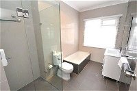 North Ryde 69 Melb Furnished Apartment - Redcliffe Tourism
