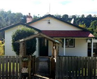 Brothers Town Cottage - Accommodation Airlie Beach
