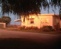 Fairview Bed and Breakfast Cottage - Redcliffe Tourism