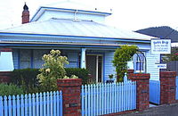 Deb's B  B - Accommodation Mermaid Beach