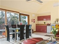 Sandy Bay Chalet - Tourism Adelaide