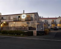 Amos House and Swansea Ocean Villas - Tourism Canberra