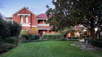 Alzburg Resort Mansfield - Redcliffe Tourism