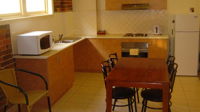 Nireeda Apartments on Clare - Whitsundays Accommodation