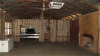 TreeTops Log Cabin - Port Augusta Accommodation