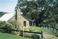 Adelaide Hills Country Cottages - Gum Tree Cottage - Accommodation Gold Coast