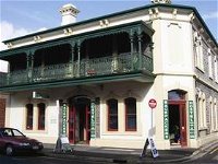 Adelaide's Shakespeare Backpackers International Hostel - Townsville Tourism