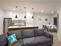 Renmark River Villas - Accommodation in Surfers Paradise