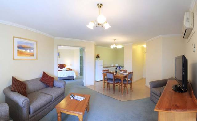 Broadwater WA Accommodation 4U