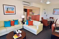 Advance Serviced Apartments - Tourism Cairns