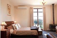 Azidene House  Spa Apartments - Accommodation Kalgoorlie