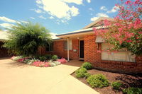 Colonial Court Villas Serviced Apartments - WA Accommodation