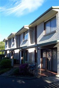 Davey Place Holiday Town Houses - Accommodation Mt Buller