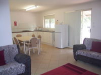 Golden Chain Margaret River Country Cottages - Townsville Tourism
