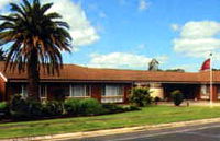 Golden Palms Motel - Whitsundays Accommodation