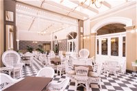 Hadley's Orient Hotel - Townsville Tourism