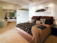 Hamilton Island Private Apartments - Coogee Beach Accommodation