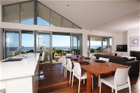 Island Beach Escape - Beachcomber - Accommodation in Surfers Paradise