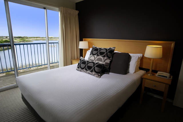 Williamstown North VIC Accommodation Nelson Bay