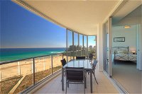 Reflections Coolangatta Beach - Accommodation in Surfers Paradise