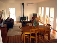 Strath Valley View B and B - Accommodation Gold Coast