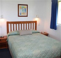 The Seabreeze Resort Hotel - Accommodation Redcliffe