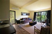 The Shingles Riverside Cottages - Accommodation Tasmania