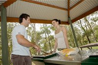 Wangi Point Lakeside Holiday Park - Mackay Tourism