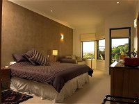 Wombadah - Accommodation in Surfers Paradise