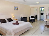 Yamba Twin Pines Motel - Tourism Brisbane