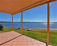 Luxury Waterfront House - Port Augusta Accommodation