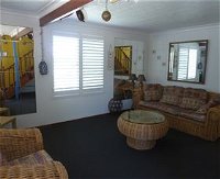 Sails Beach House Apartment Pottsville - Accommodation Gold Coast