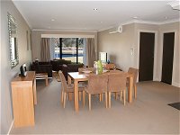 Corunna Station Country House - Redcliffe Tourism