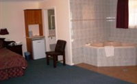 Bushmans Comfort Inn - Parkes - Accommodation Broken Hill