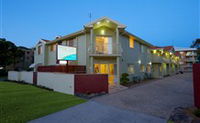 Martys at Little Beach - Redcliffe Tourism