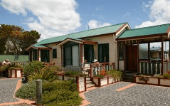 Beach Retreat Tourist Park - Geraldton Accommodation