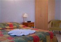 Cambridge Hotel Motel - Broome Tourism