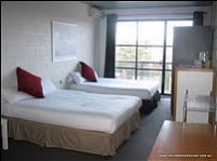 St Kilda Beach House - Accommodation Sydney